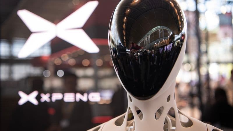 From Roads to Service Floors: China’s Auto Titans Pivot to Humanoid Robots